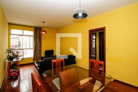 Sala de apartamento à venda com 4 quartos, 110m² em Sagrada Família, Belo Horizonte