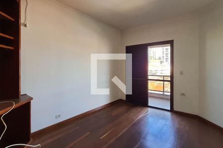 Sala de TV de apartamento à venda com 4 quartos, 190m² em Vila Ester, São Paulo