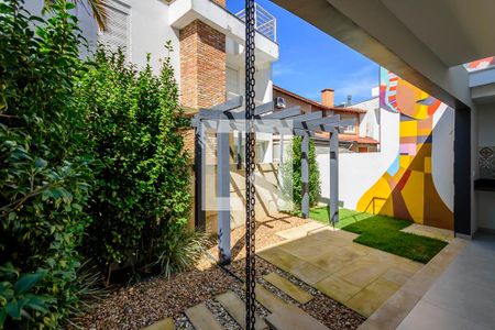 Casa de condomínio à venda com 150m², 2 quartos e 2 vagas Casa de condomínio à venda com 150m², 2 quartos e 2 vagasQuintal