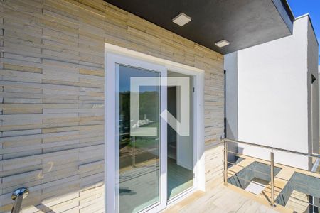 Casa de condomínio à venda com 150m², 2 quartos e 2 vagas Casa de condomínio à venda com 150m², 2 quartos e 2 vagasSacada