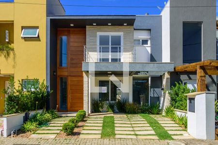 Casa de condomínio à venda com 150m², 2 quartos e 2 vagas Casa de condomínio à venda com 150m², 2 quartos e 2 vagasFachada