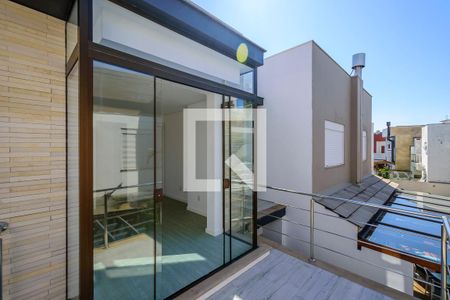 Casa de condomínio à venda com 150m², 2 quartos e 2 vagas Casa de condomínio à venda com 150m², 2 quartos e 2 vagasSacada