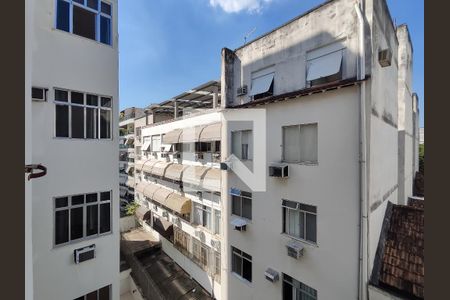 Vista da Suíte de apartamento para alugar com 2 quartos, 70m² em Tijuca, Rio de Janeiro