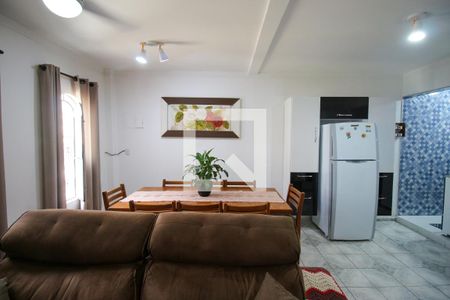 Sala de casa para alugar com 2 quartos, 75m² em Cidade Líder, São Paulo