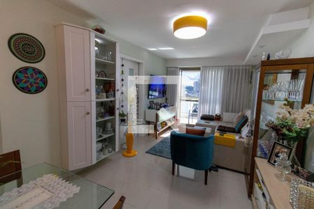 Sala  de apartamento à venda com 1 quarto, 60m² em Ingá, Niterói