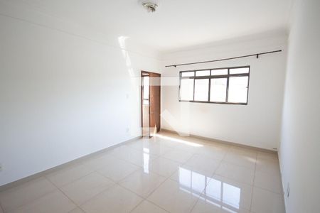 Sala de casa para alugar com 3 quartos, 100m² em Planalto Verde, Ribeirão Preto