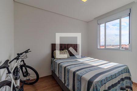 Quarto 1 de apartamento para alugar com 2 quartos, 41m² em Jardim Monte Alegre, Taboão da Serra