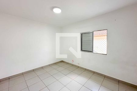 Quarto 1 de casa à venda com 5 quartos, 200m² em Conjunto Residencial Santa Terezinha, São Paulo