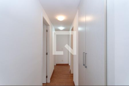 Corredor de apartamento para alugar com 3 quartos, 88m² em Pompeia, São Paulo