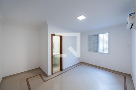 Suíte 1 de casa para alugar com 4 quartos, 192m² em Embaré, Santos