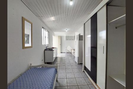 kitnet de casa para alugar com 1 quarto, 20m² em Vila Friburgo, São Paulo