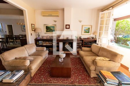 Sala de casa para alugar com 8 quartos, 460m² em Vila Progresso, Niterói