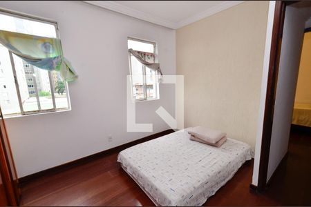 Quarto 2 de apartamento à venda com 2 quartos, 63m² em Sagrada Família, Belo Horizonte