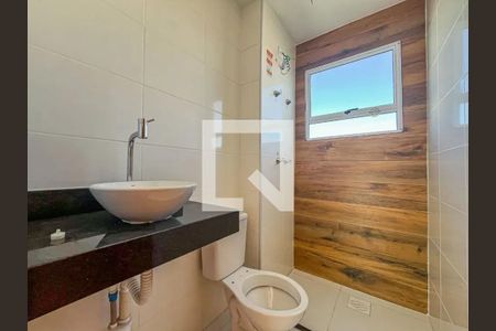 Banheiro de apartamento à venda com 2 quartos, 45m² em Santos Dumont, São Leopoldo