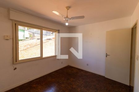 Quarto 1 de apartamento para alugar com 2 quartos, 56m² em Santo Antônio, Porto Alegre