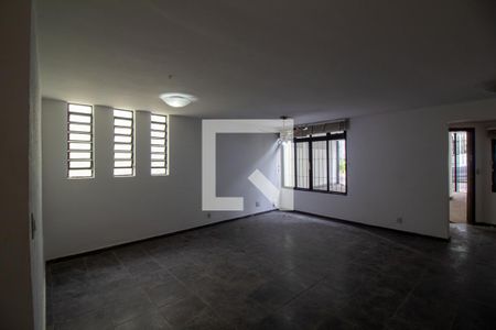 Sala de casa à venda com 3 quartos, 198m² em Itaim Bibi, São Paulo