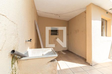 Casa à venda com 313m², 6 quartos e 7 vagas Casa à venda com 313m², 6 quartos e 7 vagasCasa 1 - Área de Serviço