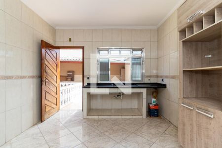 Casa à venda com 313m², 6 quartos e 7 vagas Casa à venda com 313m², 6 quartos e 7 vagasCasa 2 - Cozinha