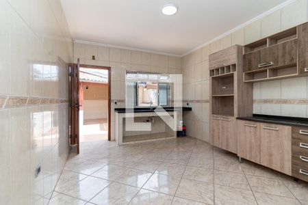 Casa à venda com 313m², 6 quartos e 7 vagas Casa à venda com 313m², 6 quartos e 7 vagasCasa 2 - Cozinha