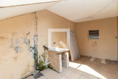 Casa à venda com 313m², 6 quartos e 7 vagas Casa à venda com 313m², 6 quartos e 7 vagasCasa 1 - Área de Serviço