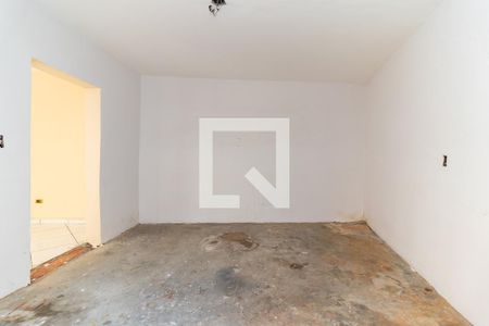 Casa à venda com 313m², 6 quartos e 7 vagas Casa à venda com 313m², 6 quartos e 7 vagasCasa 1 - Edícula