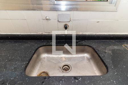 Casa à venda com 313m², 6 quartos e 7 vagas Casa à venda com 313m², 6 quartos e 7 vagasCasa 1 - Cozinha