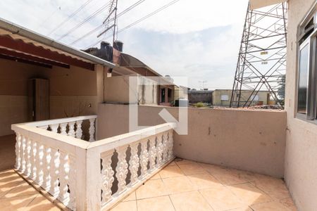 Casa à venda com 313m², 6 quartos e 7 vagas Casa à venda com 313m², 6 quartos e 7 vagasCasa 2 - Varanda