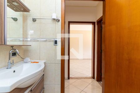 Casa à venda com 313m², 6 quartos e 7 vagas Casa à venda com 313m², 6 quartos e 7 vagasCasa 2 - Banheiro