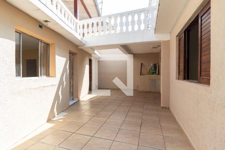 Casa à venda com 313m², 6 quartos e 7 vagas Casa à venda com 313m², 6 quartos e 7 vagasCasa 1 - Quintal