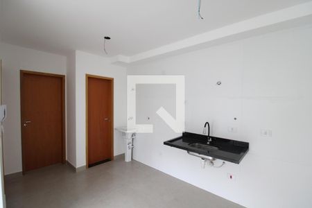 Sala / Cozinha de apartamento à venda com 2 quartos, 37m² em Vila Palmeiras, São Paulo