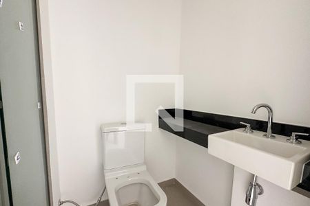 Banheiro de kitnet/studio à venda com 1 quarto, 17m² em Perdizes, São Paulo