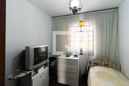 Quarto 1 de casa para alugar com 4 quartos, 180m² em Santa Terezinha, Belo Horizonte