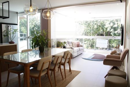 Sala de apartamento à venda com 3 quartos, 102m² em Barra da Tijuca, Rio de Janeiro