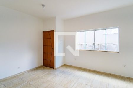 Sala de casa de condomínio para alugar com 2 quartos, 105m² em Penha de França, São Paulo