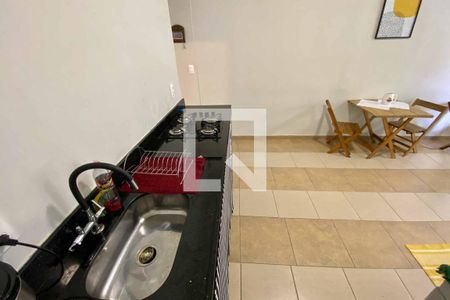 Cozinha de kitnet/studio para alugar com 1 quarto, 35m² em Centro, Rio de Janeiro