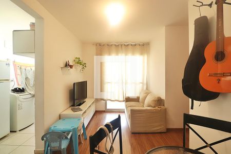 Sala de apartamento à venda com 2 quartos, 42m² em Utinga, Santo André