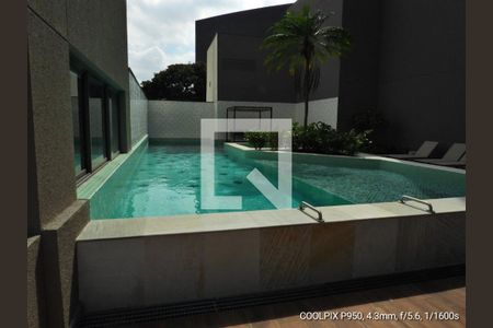 Piscina  de apartamento à venda com 1 quarto, 28m² em Pinheiros, São Paulo