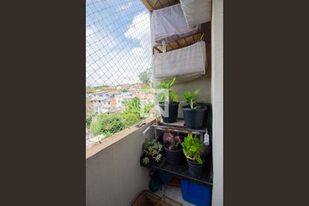 Sacada de apartamento à venda com 2 quartos, 48m² em Vila Carmosina, São Paulo
