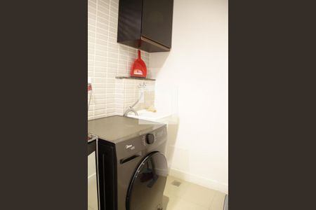 Área de Serviço de apartamento para alugar com 2 quartos, 70m² em Barra da Tijuca, Rio de Janeiro