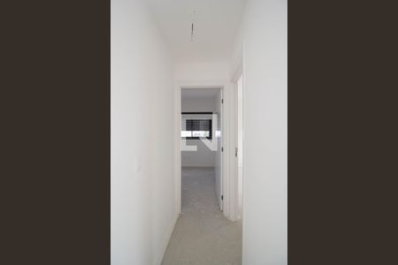 Corredor de apartamento à venda com 2 quartos, 82m² em Vila Primavera, São Paulo