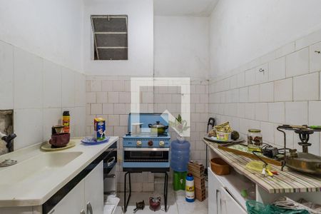 Cozinha de apartamento à venda com 1 quarto, 46m² em Independência, Porto Alegre