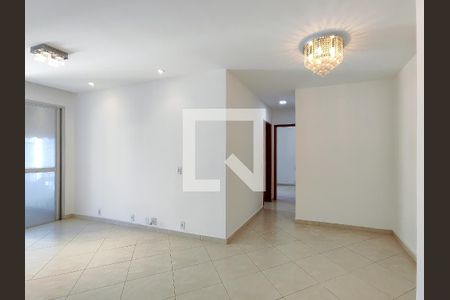 Apartamento à venda com 70m², 2 quartos e 1 vagaSala