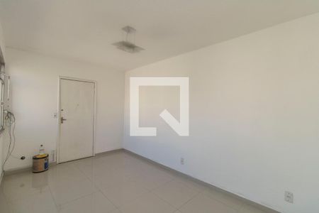 Sala de apartamento para alugar com 1 quarto, 32m² em Irajá, Rio de Janeiro