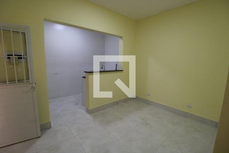 Sala/Cozinha de casa para alugar com 1 quarto, 59m² em Jardim Miriam, São Paulo