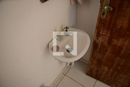 Lavabo de casa para alugar com 3 quartos, 90m² em Outeiro de Passárgada, Cotia