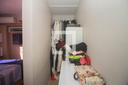 Corredor de apartamento para alugar com 1 quarto, 40m² em Sarandi, Porto Alegre