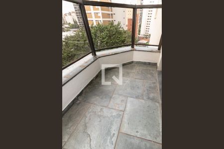 Sacada de apartamento para alugar com 2 quartos, 80m² em Moema, São Paulo