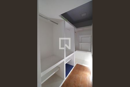 Closet Quarto 1 de casa à venda com 3 quartos, 180m² em Portuguesa, Rio de Janeiro