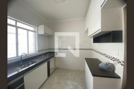 Casa à venda com 3 quartos, 253m² em Eldorado, Contagem