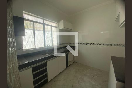 Casa à venda com 3 quartos, 253m² em Eldorado, Contagem